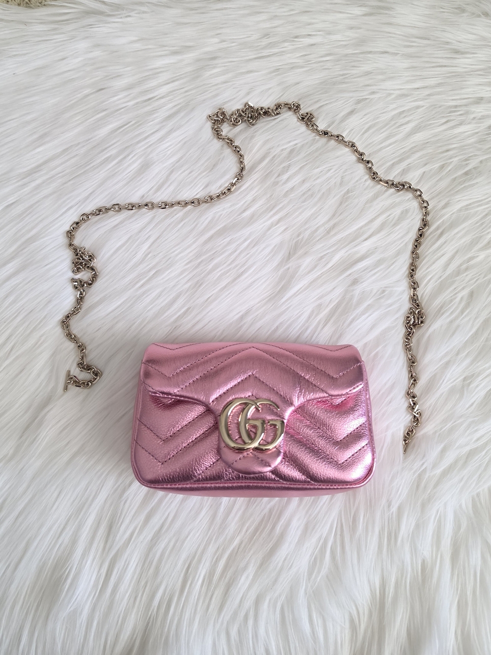 Gucci Mini Marmont Shoulder Bag